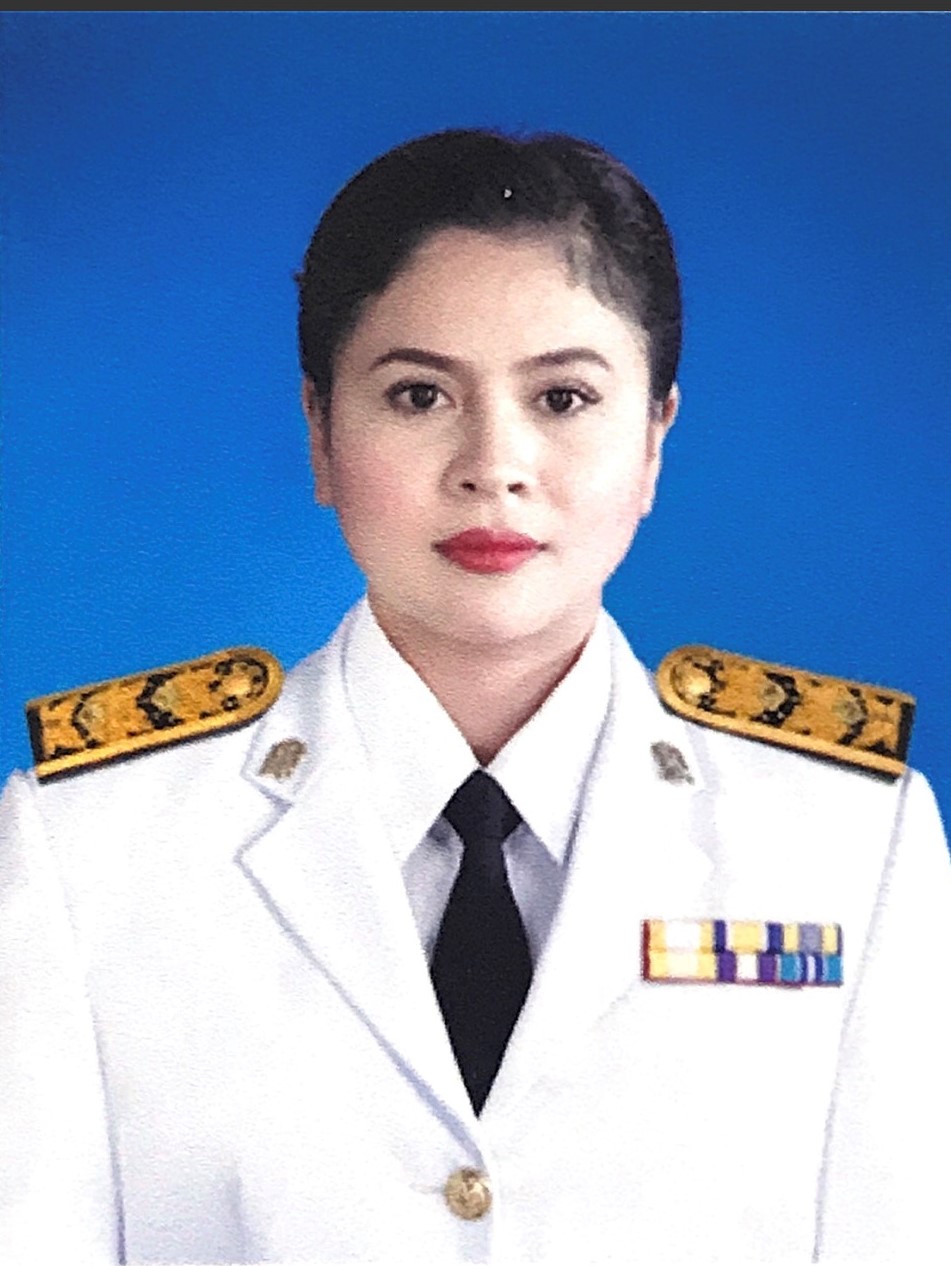 นางสาวปาริชาติ คงคาชัย