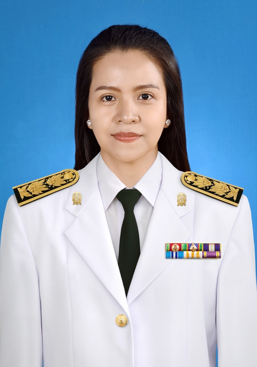 นางสาวช่อแก้ว วงษ์ตั้นหิ้น