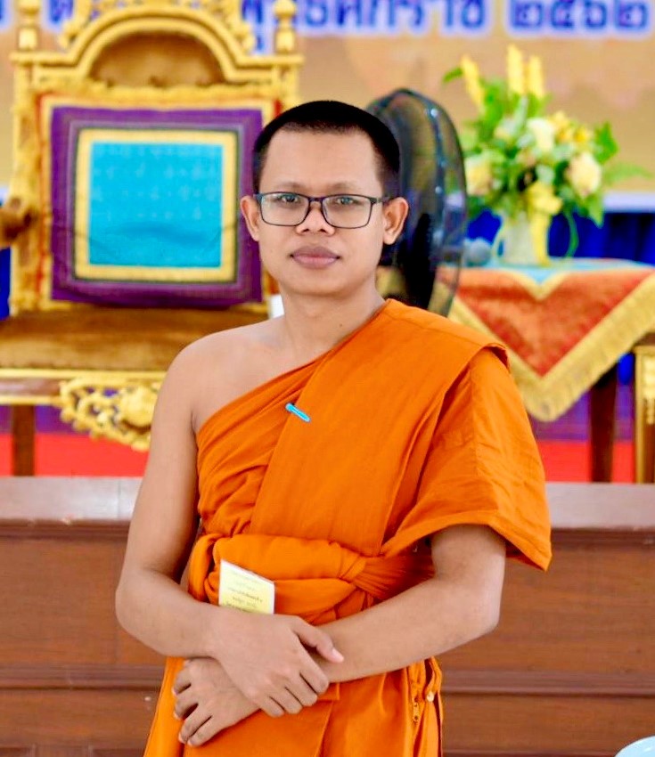 พระอัฐกร ปภากโร