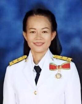 นางวาสนา เชื้ออุ่น