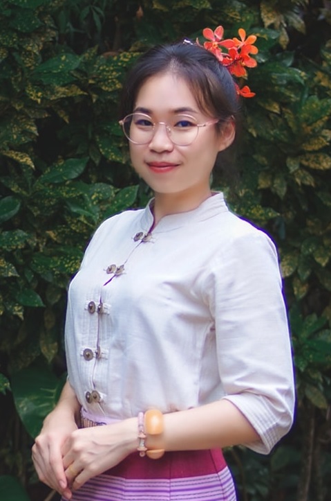 นางสาวสุภิญญา ตาใจ