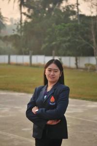 นางสาวอุมาพร บุรพาสิริ