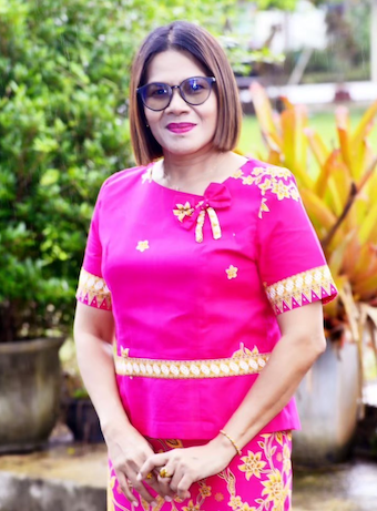 นางรัชดา ช่วยเพ็ชร