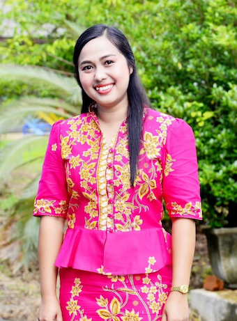 นางสาวศิรินาฎ เศรษฐชนะ