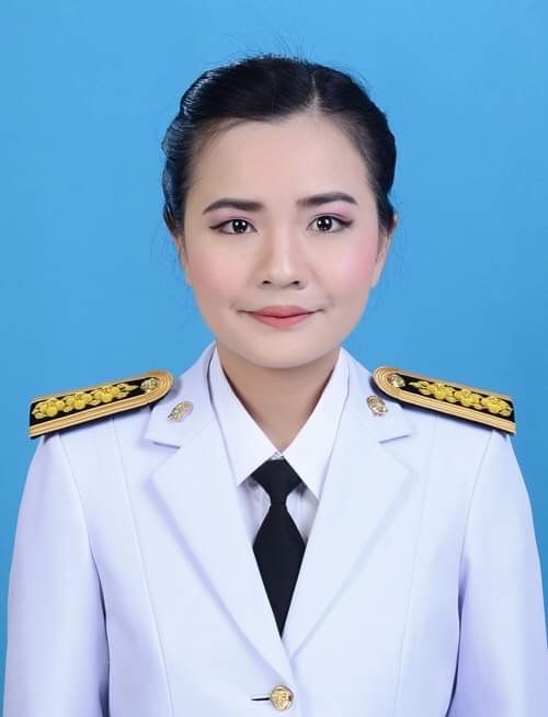 นางสาวศศินา หมู่ปัน