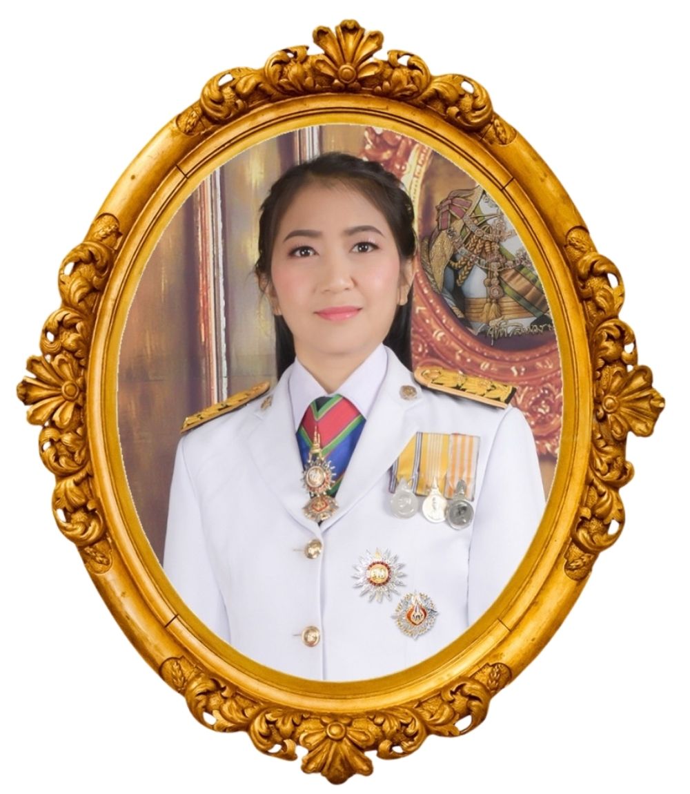 นางสาวพัชรี ศิริชาญ
