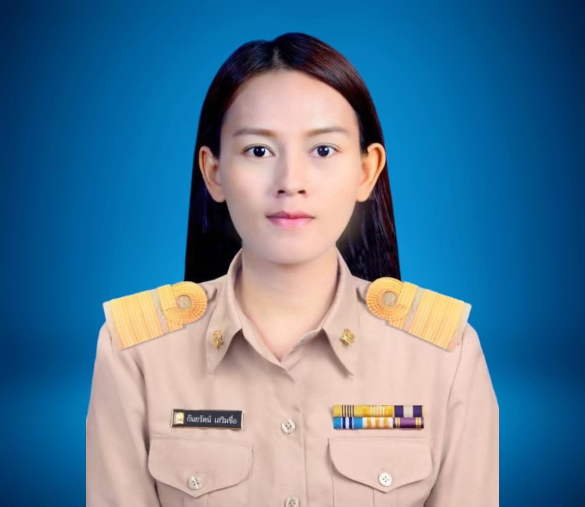 นางสาวกันยรัตน์ เสริมชื่อ