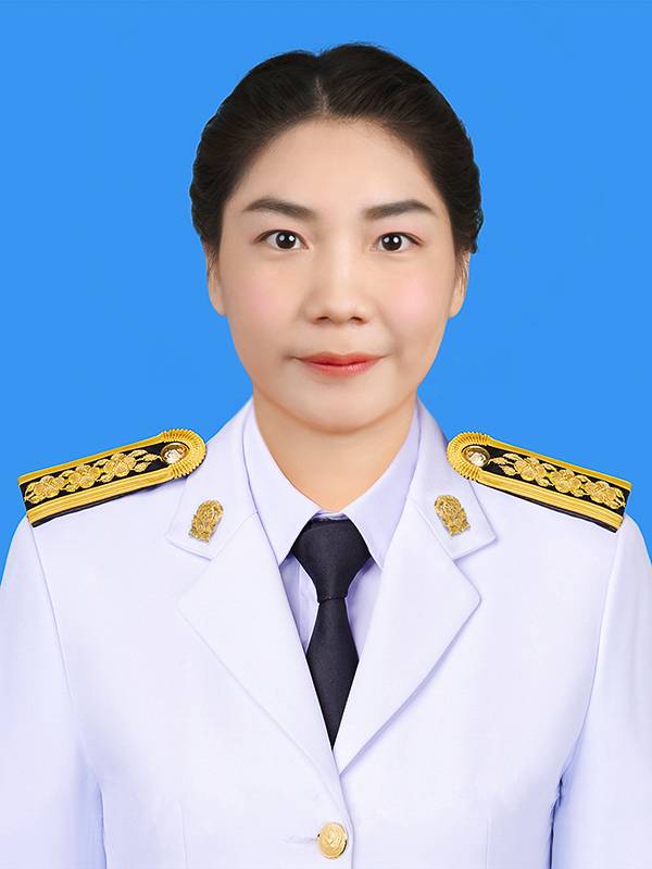 นางสาวปิยะวรรณ มีบุญ