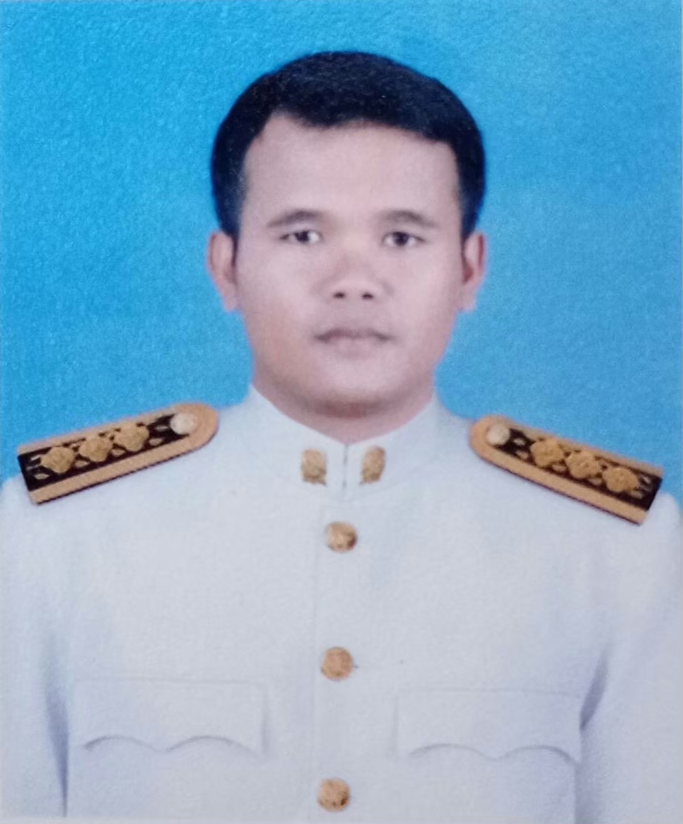 นายอานันท์ บำเหน็จ