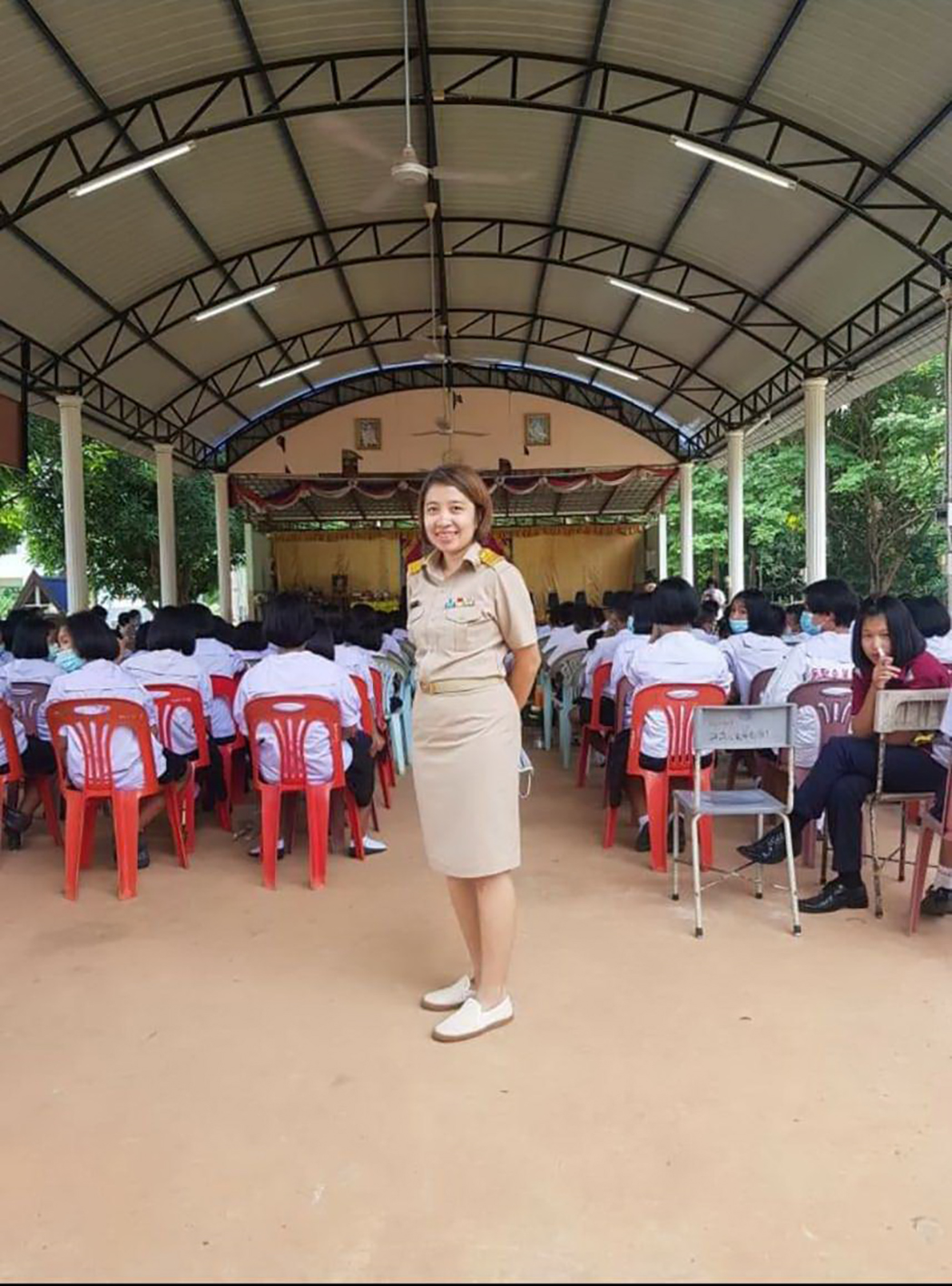 นางสาวปิยะพร พิเนตรเสถียร