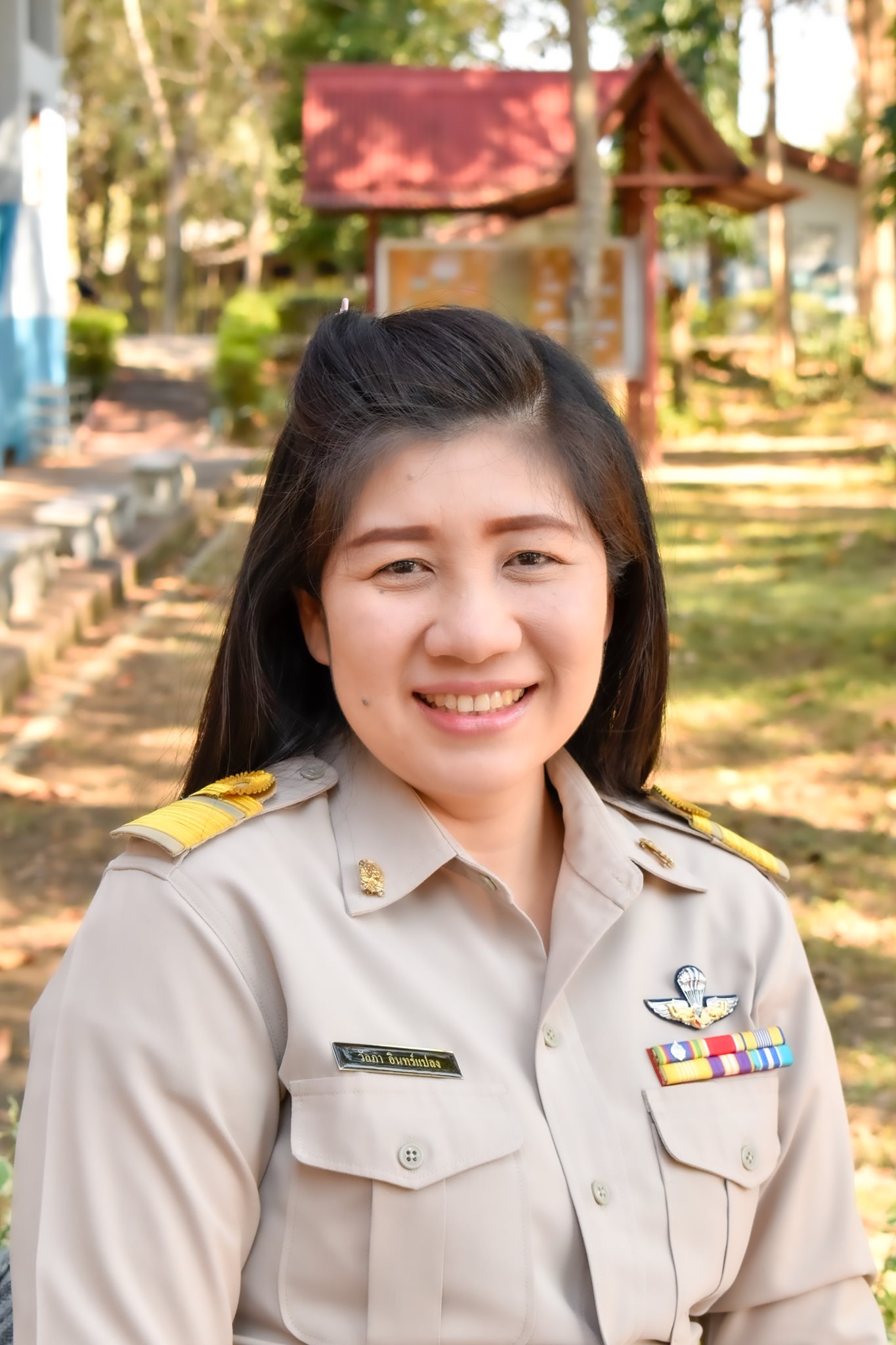 นางวัลภา อินทร์แปลง