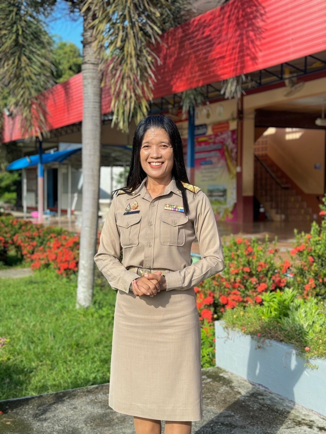 นางสาวสุณีรัตน์ แสงขาว