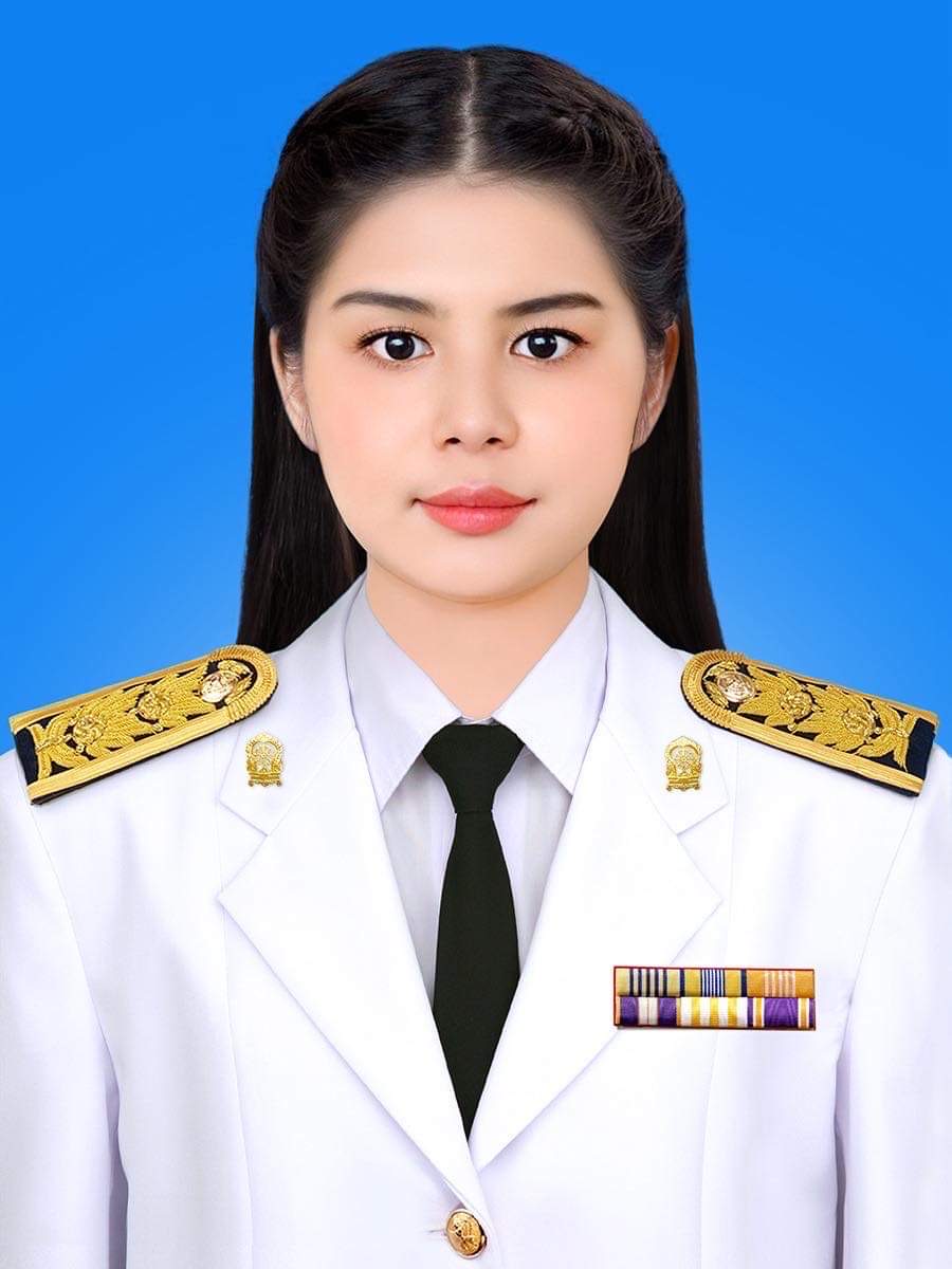 นางสาวเปี่ยมสิริ เรืองฤทธิ์