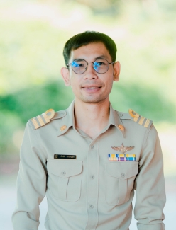 นายธวัชชัย ตะโกนอก