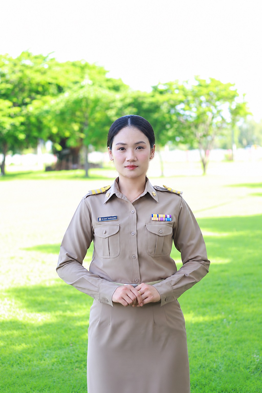 นางสาวจิราภรณ์ นวรัตนารมย์