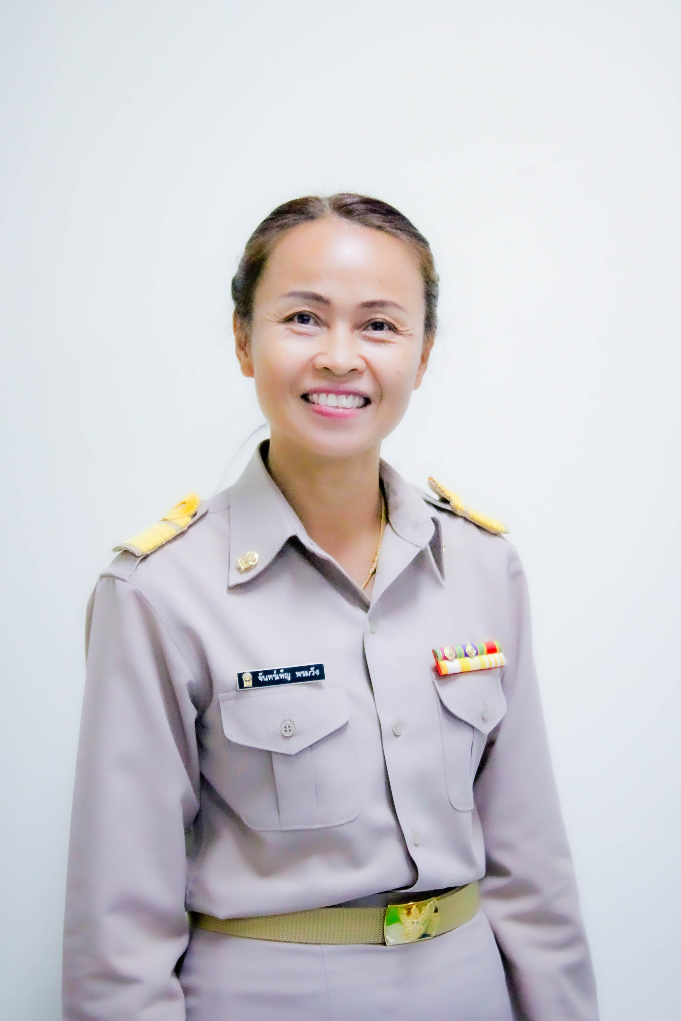 นางจันทร์เพ็ญ พรมวัง