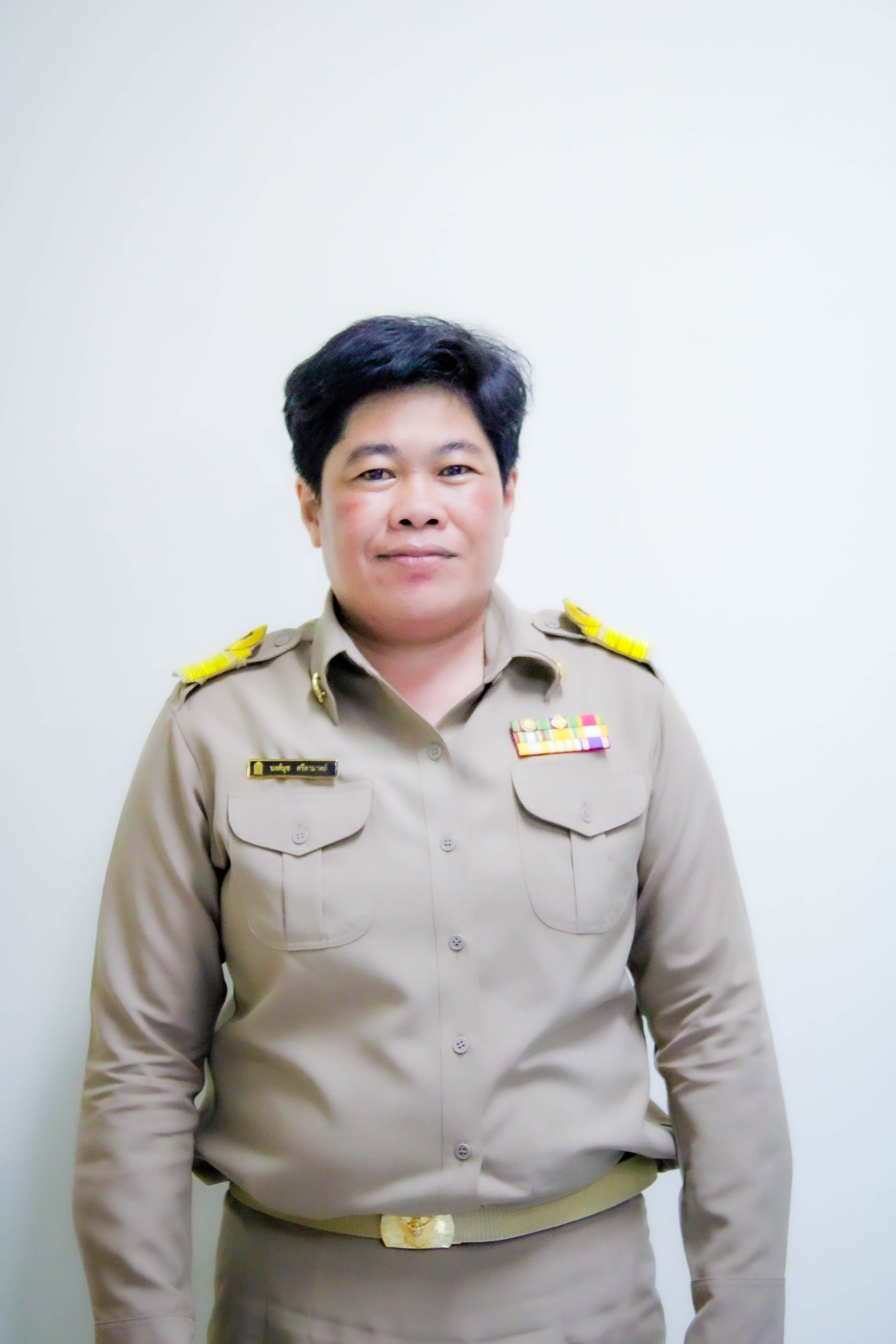 นางสาวนงค์นุช ศรีดามาตย์