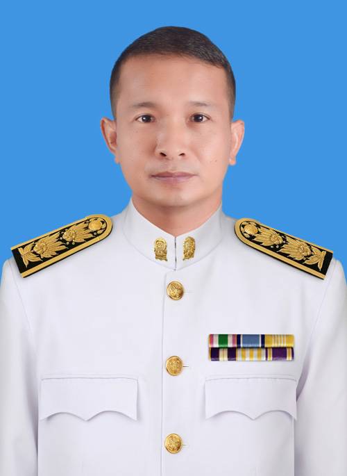 นายสุทธิรักษ์ อึ้งสวัสดิ์