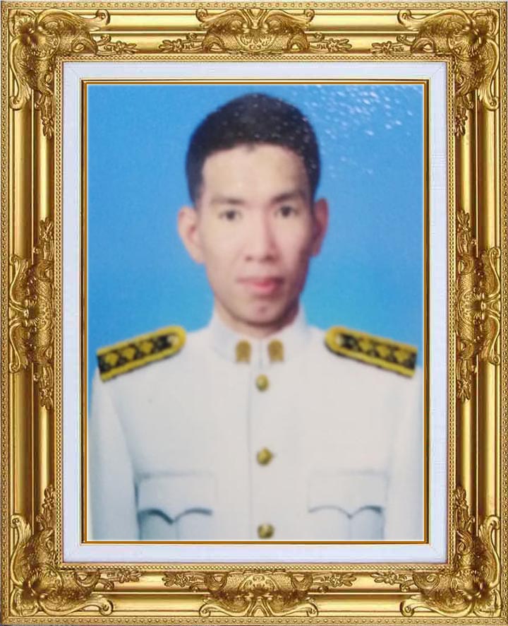 นายฐิติวรรณ์ พานทอง