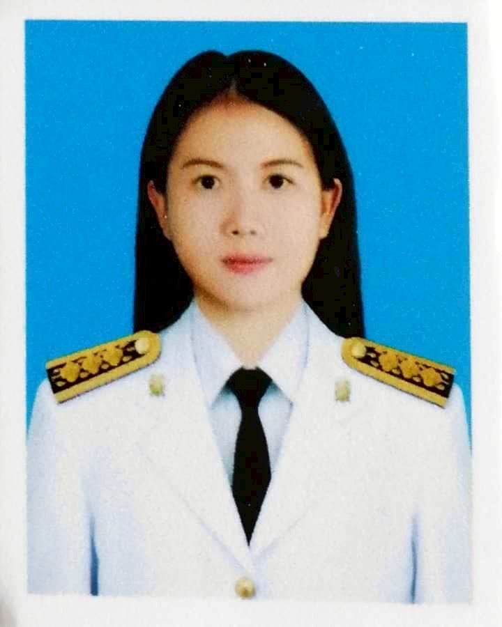 นางสาวกนกพร สายสร้อย