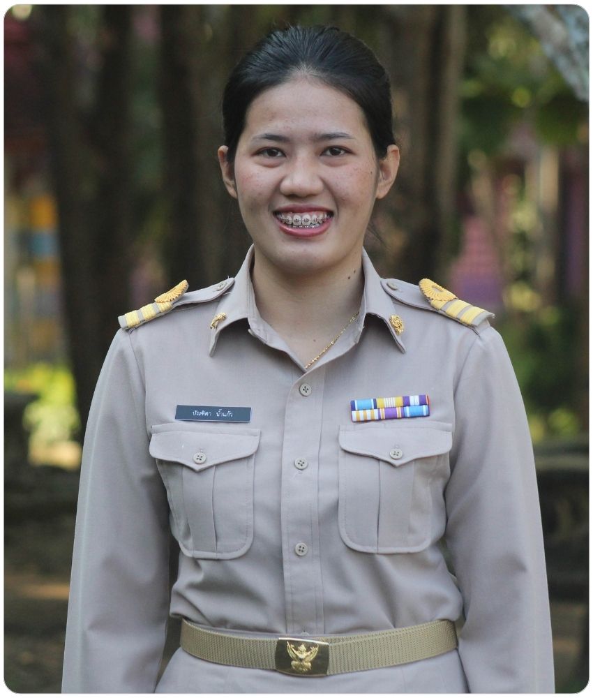 นางสาวบัณฑิตา น้ำแก้ว
