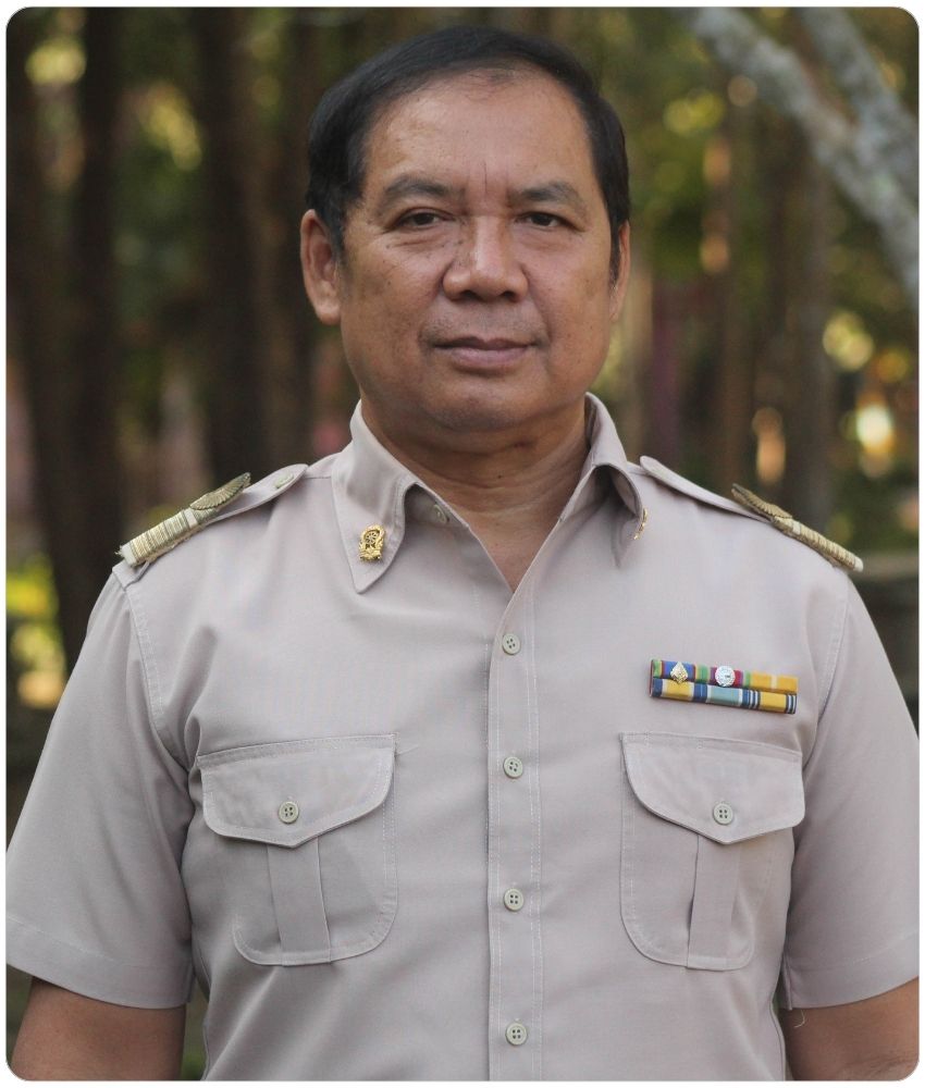 นายสมพร ใจบุญนอก