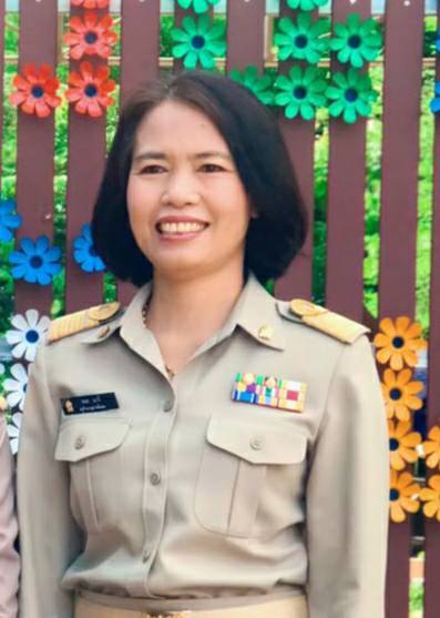 นางอมร นารี