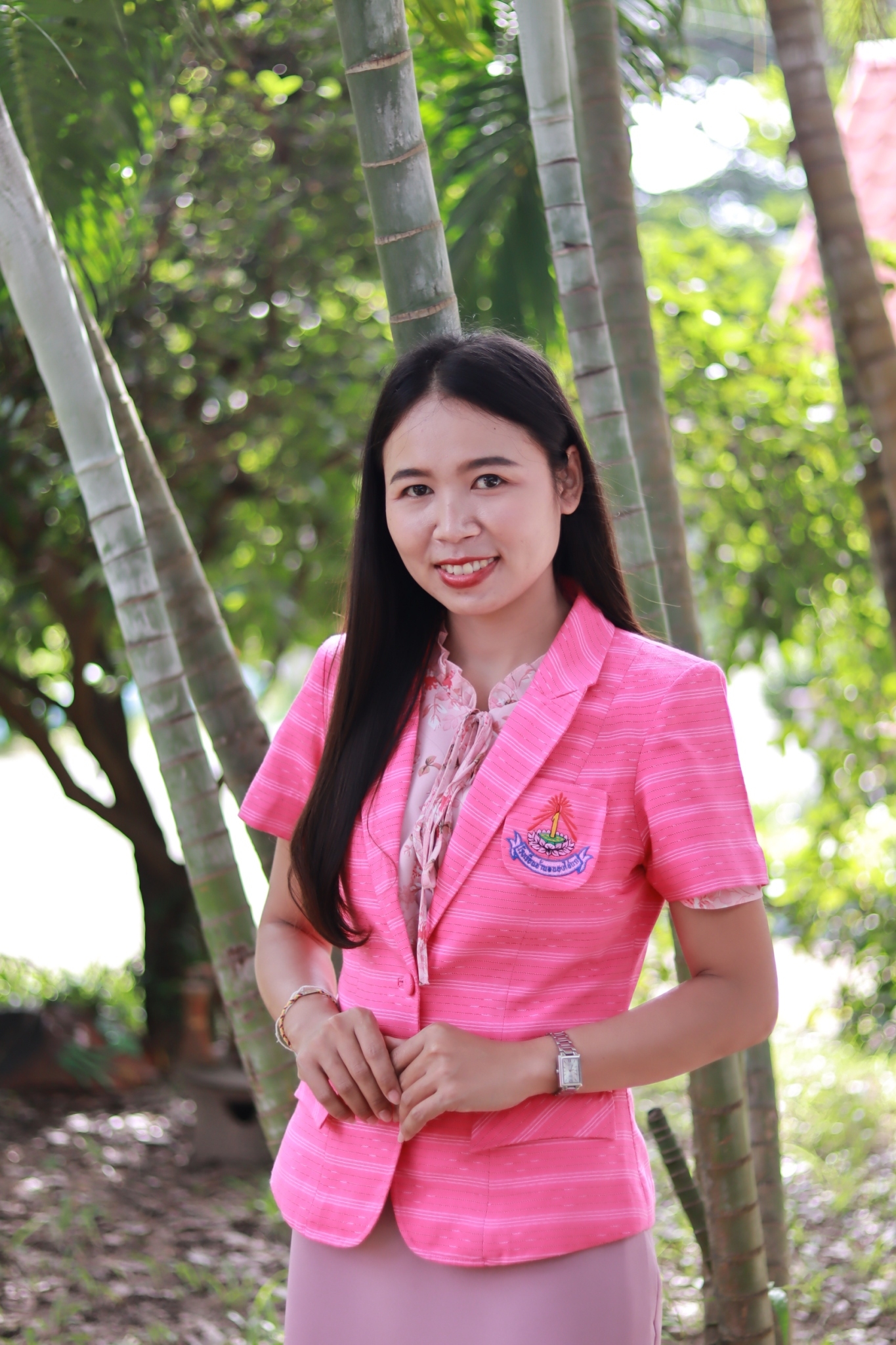 นางสาวเด่นนภา สีลาชาติ
