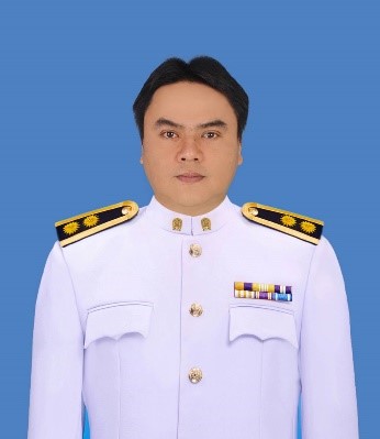 นายปิยะ เสือเทศ