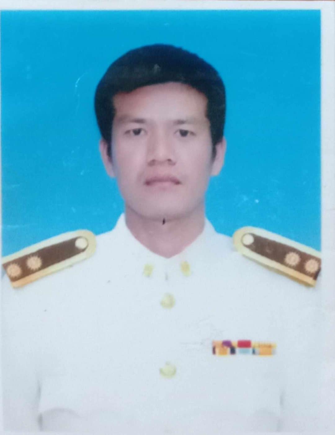 นายสุรินทร์ บุตตะพรม
