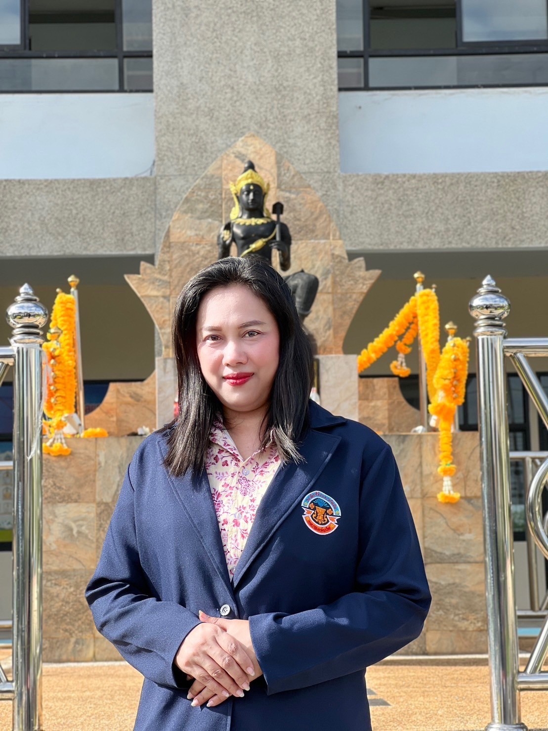 นางปริยชา เพียวสามพราน