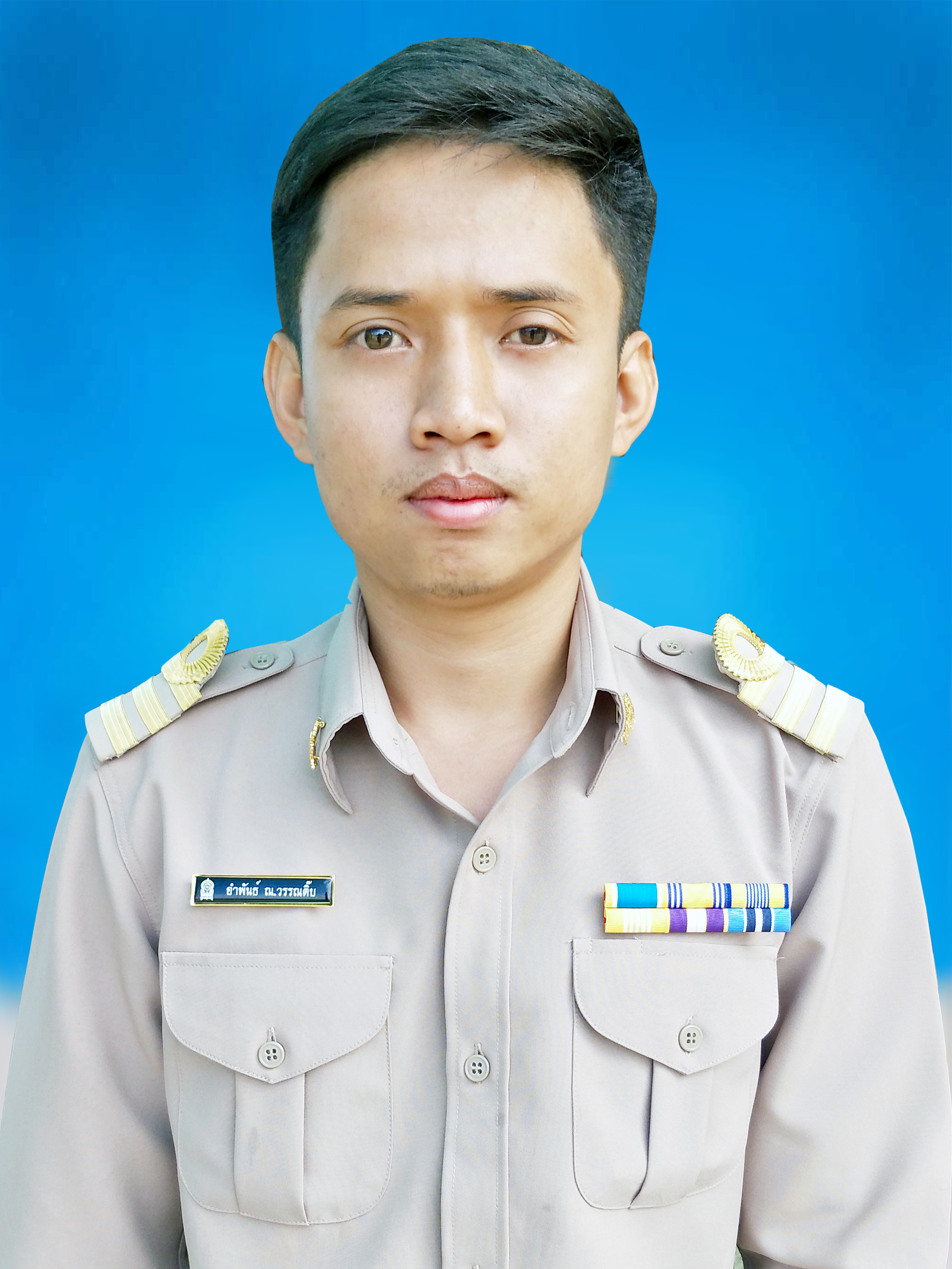 นายอำพันธ์ ณ วรรณติ๊บ