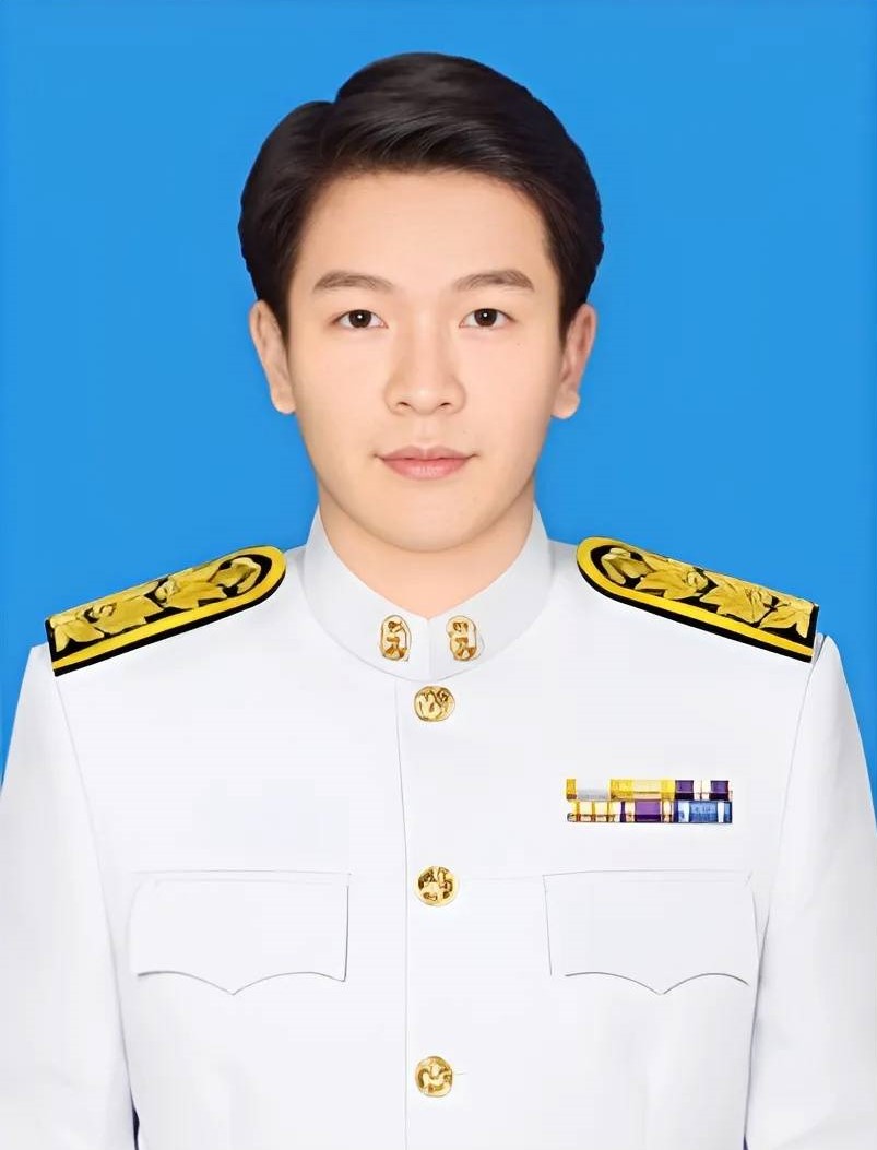 นายธนกฤต อินธริชัย