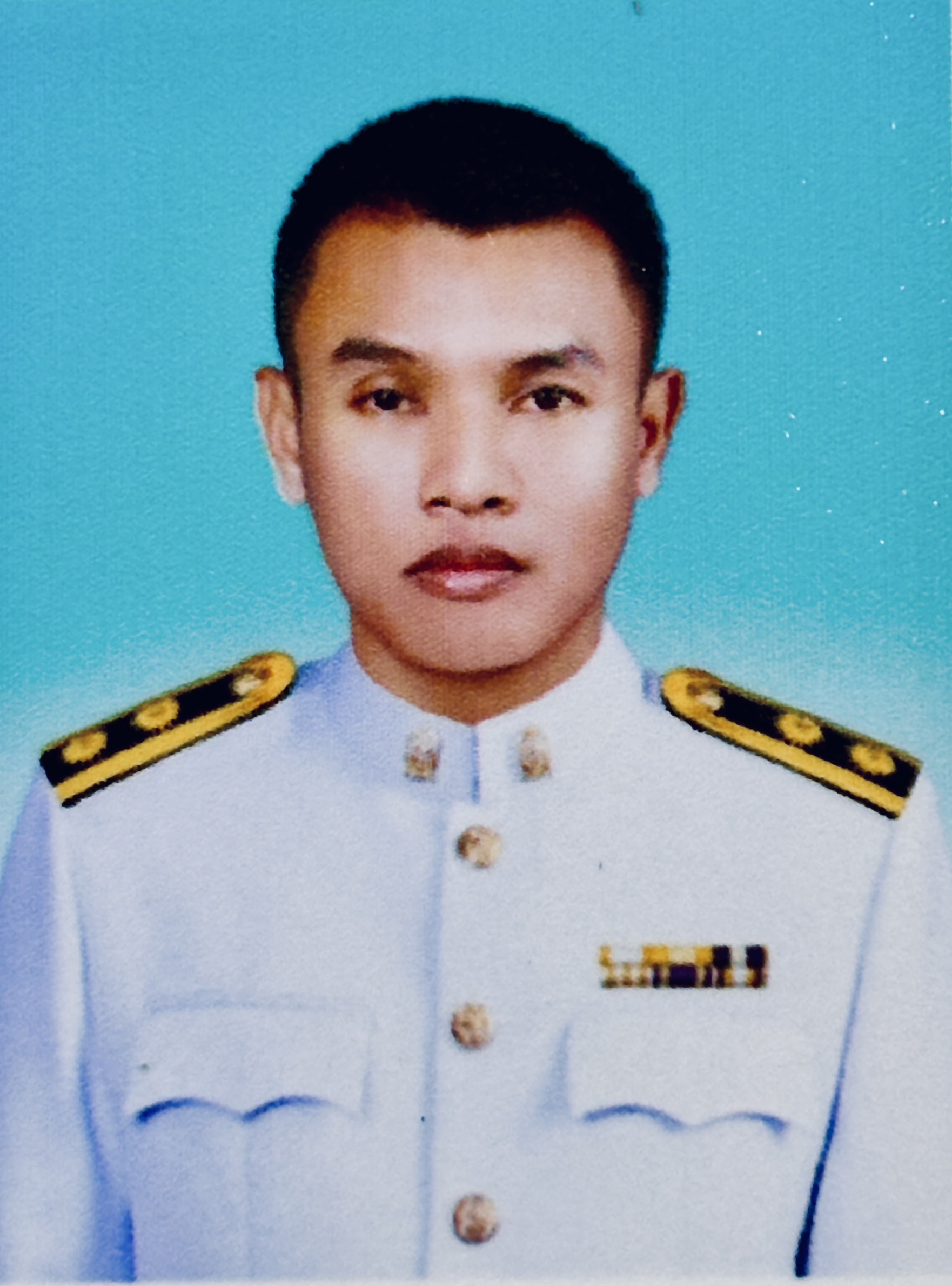 นายธเนศ ทำดี