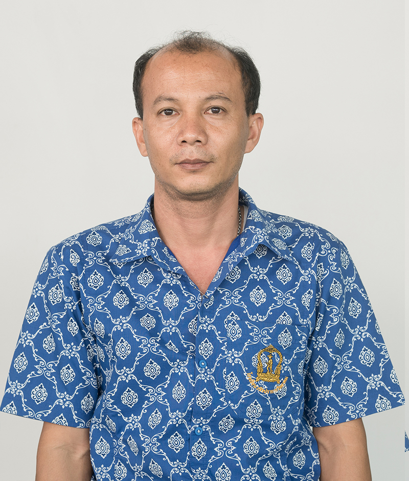 นายภพ ฝั้นสาย
