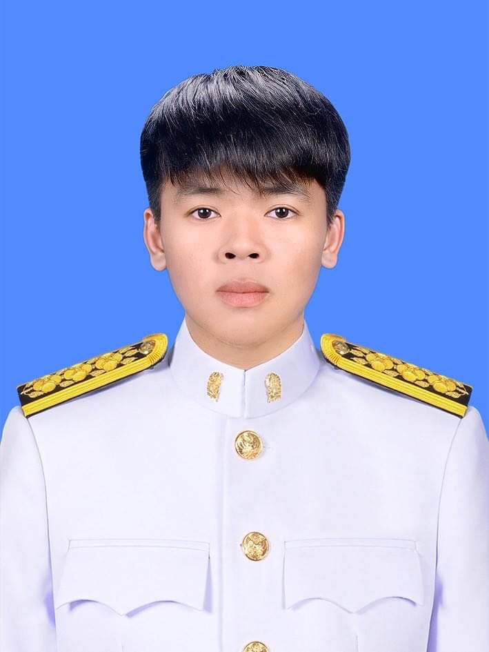 นายวัชรพงษ์ ปลงใจ