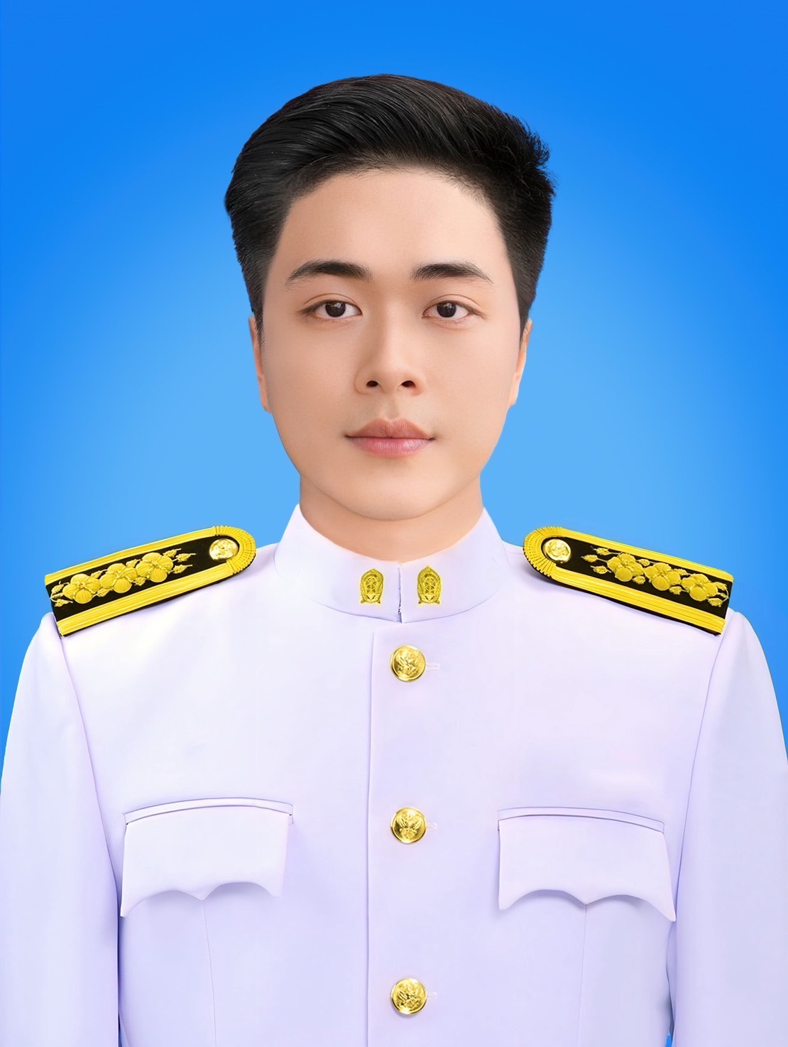 นายถิรคุณ อุ่นยะนาม