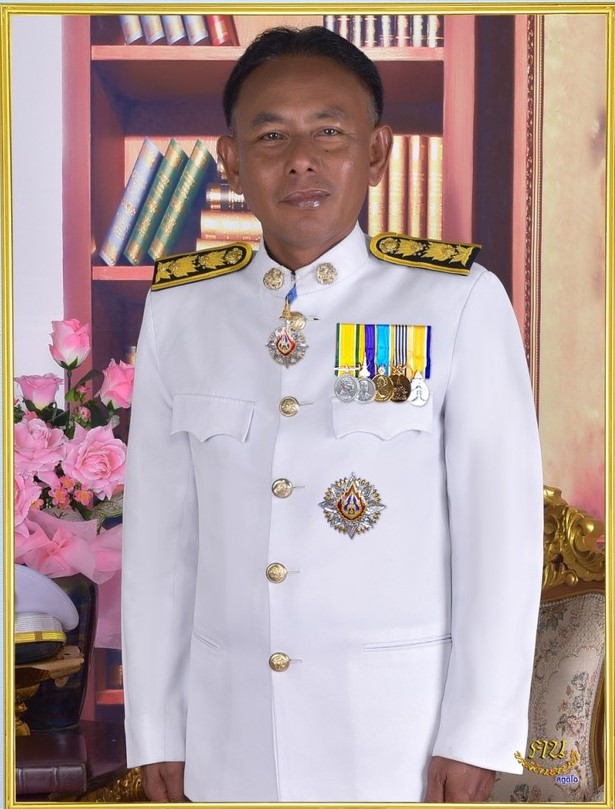 นายสมเกียรติ จันศร