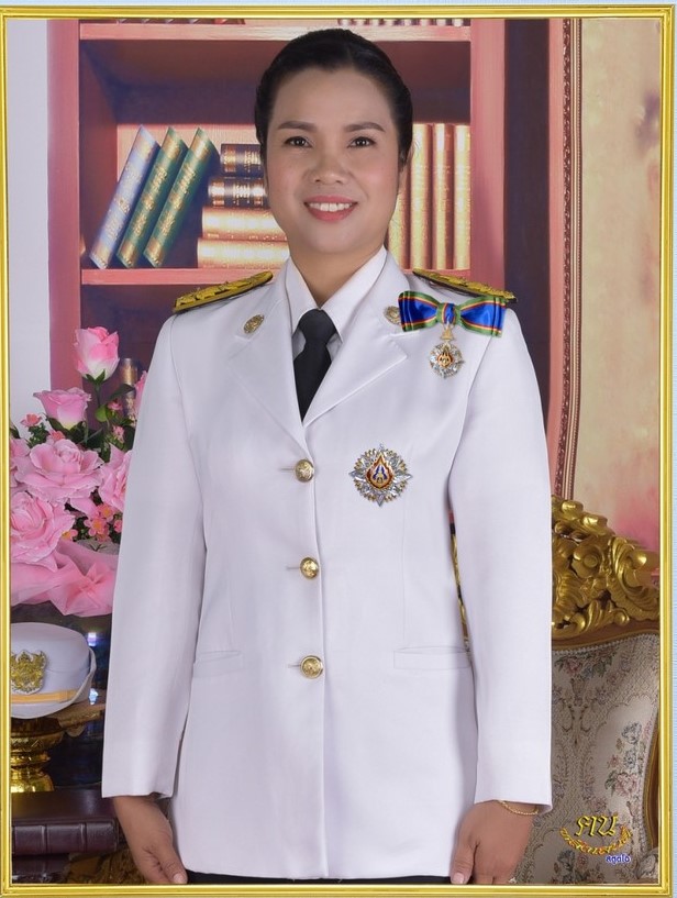 นางชญาภัสก์ แก้วประชุม