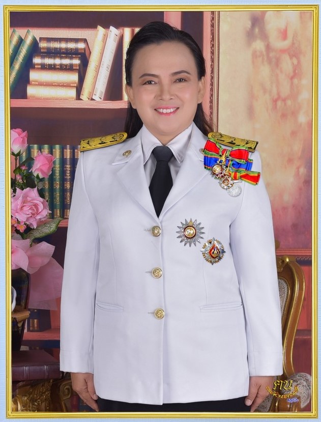 นางพัชราลักษณ์ ศิริกุลพิทักษ์