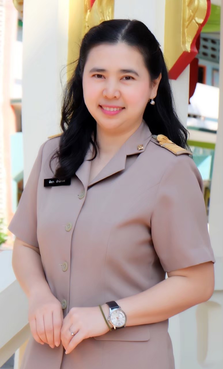 นางพัชรา สำนักวงศ์