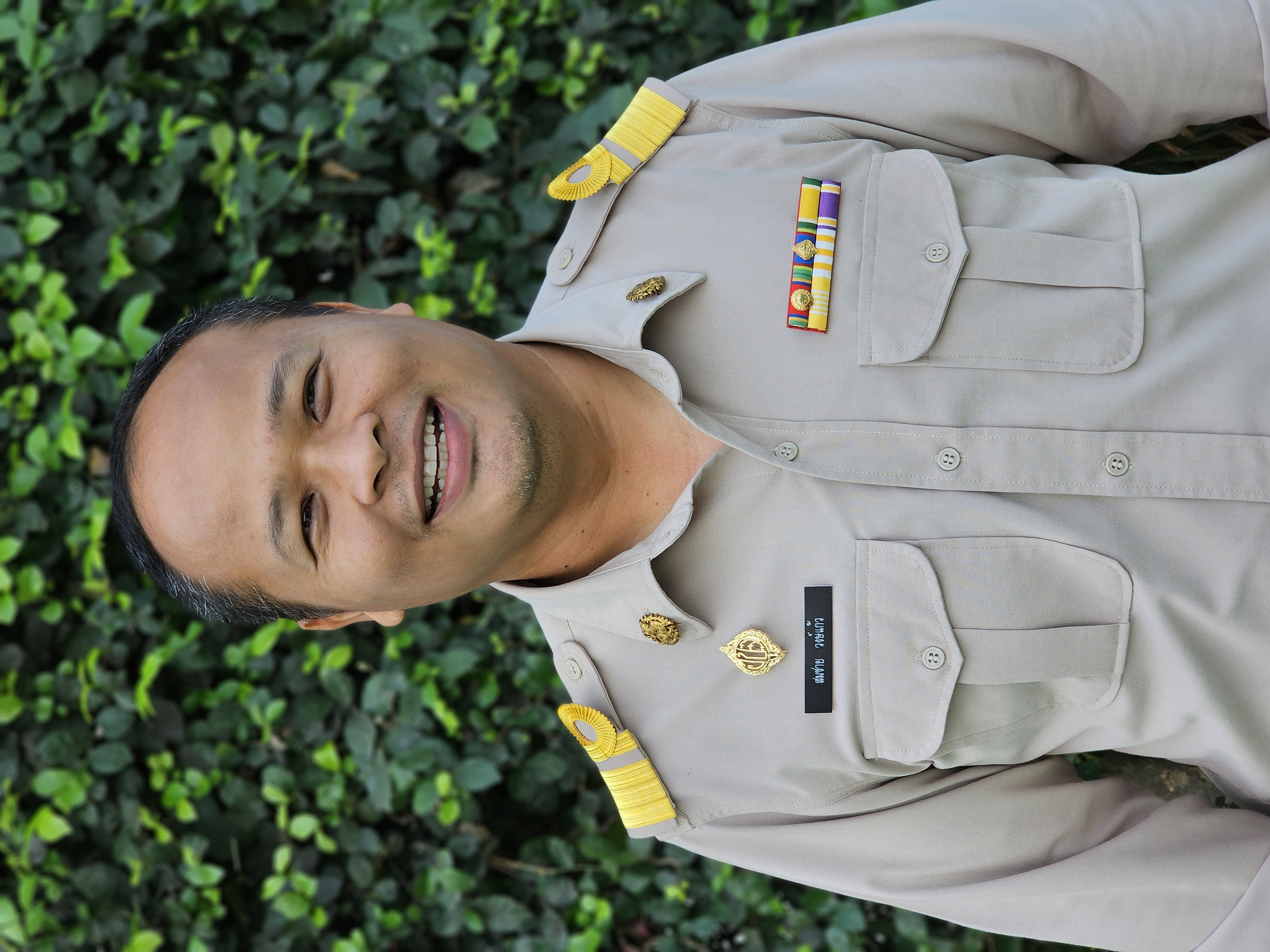 นายสมชาย วงษ์แก้ว
