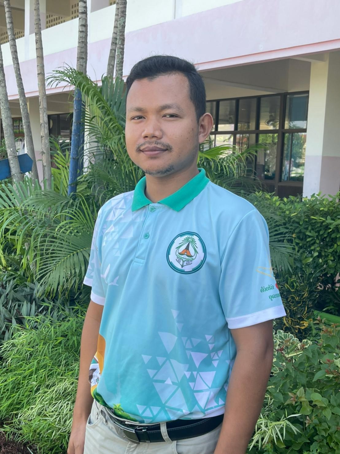 นายศราวุธ ปิเถาะนาม