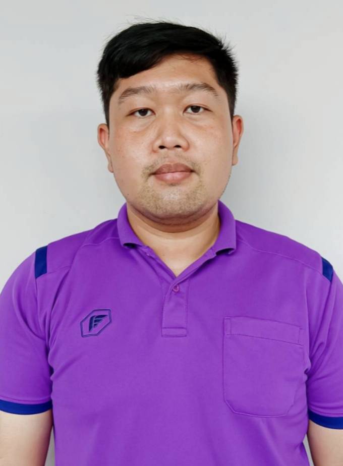 นายเกียรติศักดิ์ ค่ำจุล
