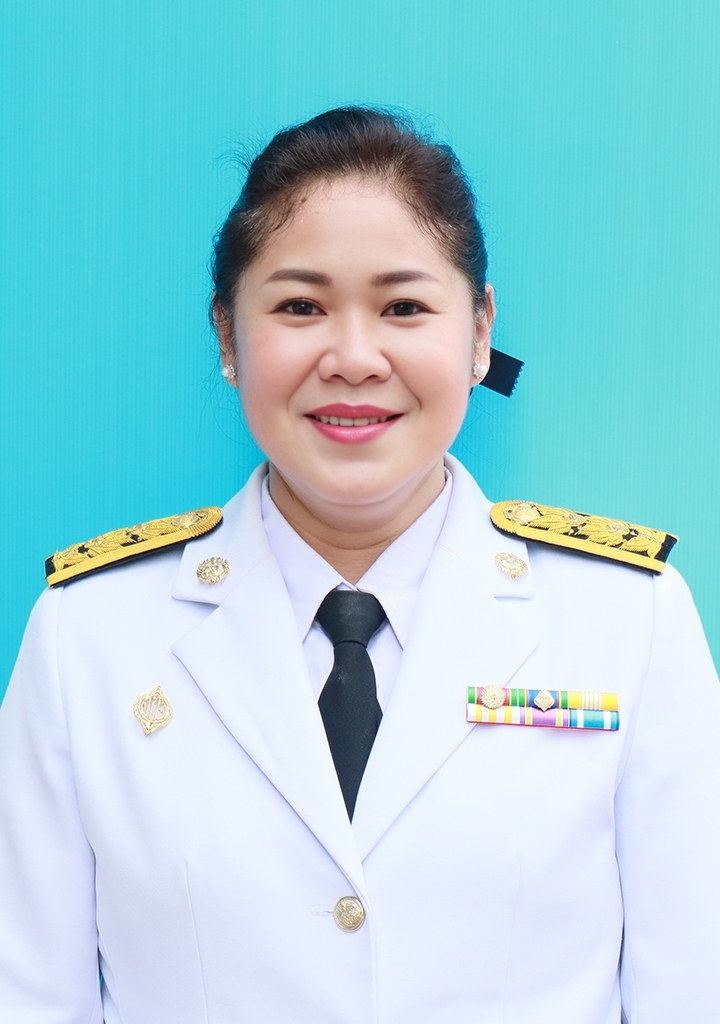 นางสาวธิชารัศมิ์ ศรีบุญเรือง