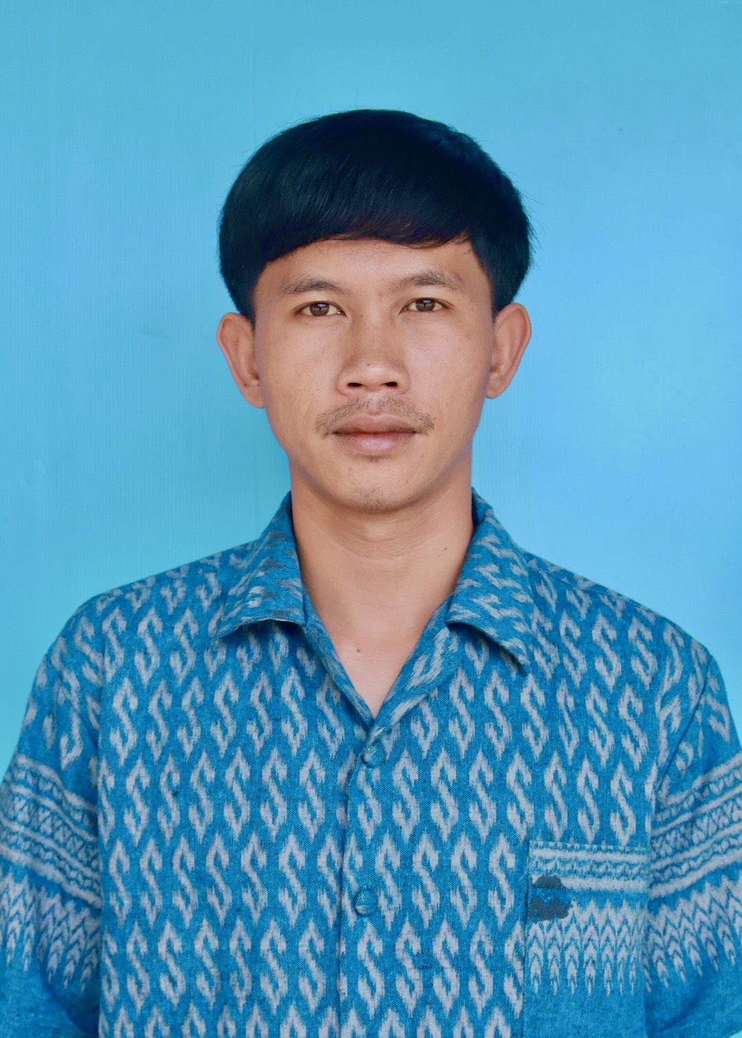 นายอดิศักดิ์ รักสกุล