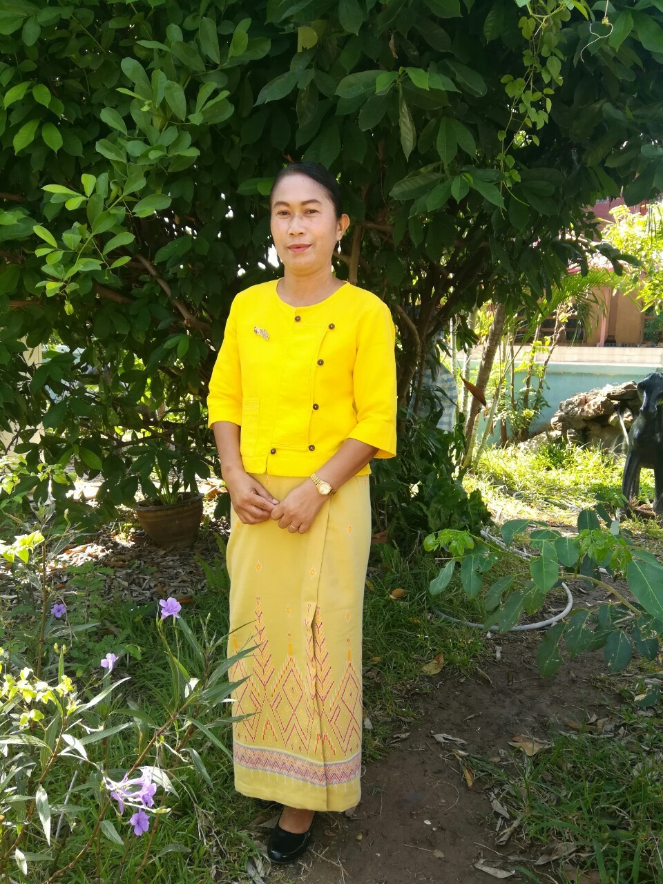 นางละมัย กุญแจทอง