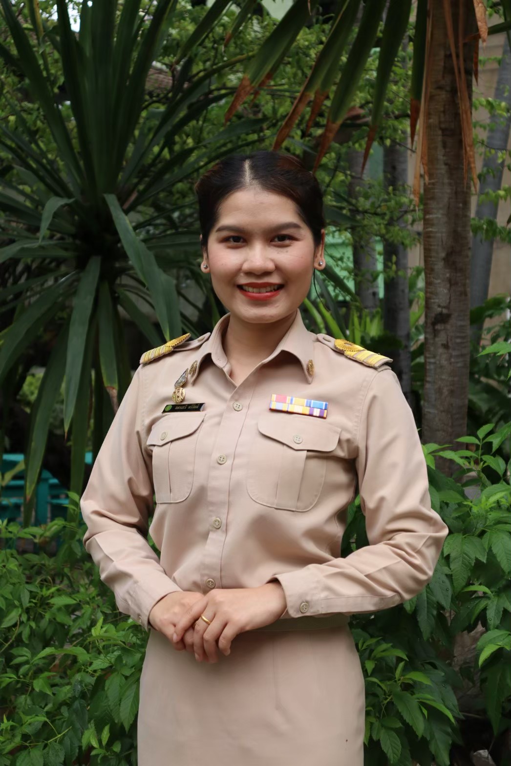 นางสาวแสงระวี ศรีรัตน์