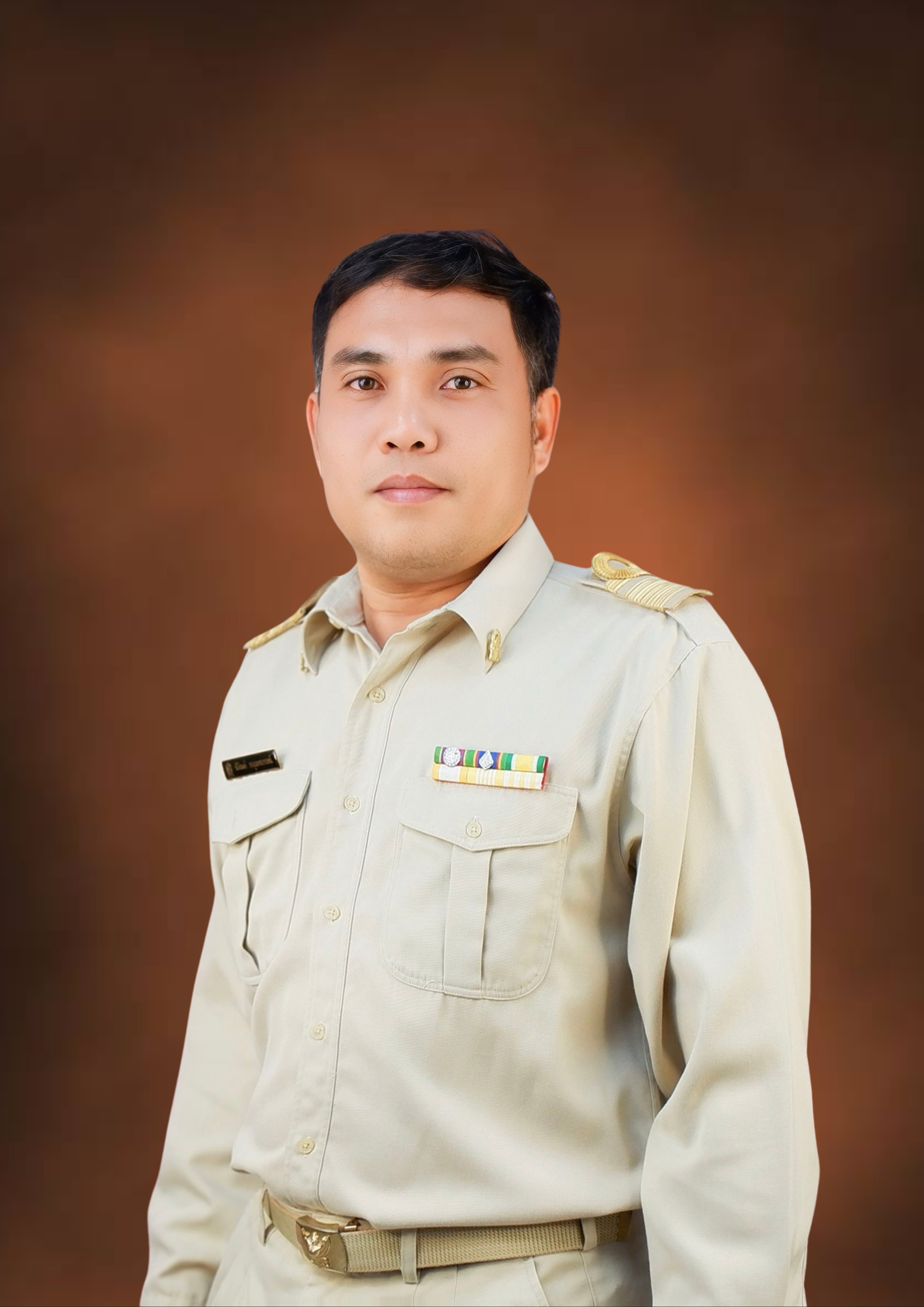 นายนิรันดร์ วรกุลธนวรรธน์