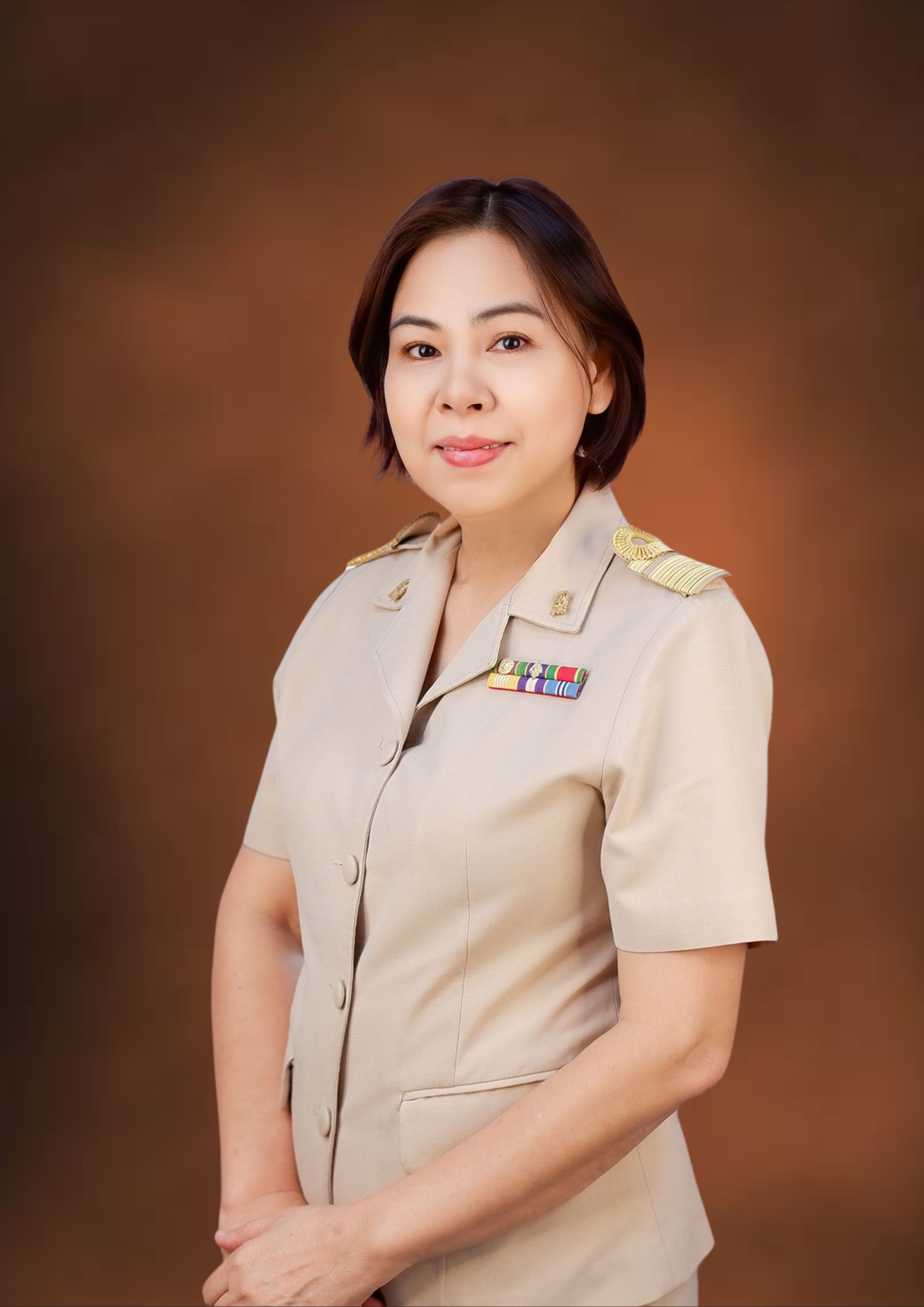 นางรุ่งทิพย์ รินพล